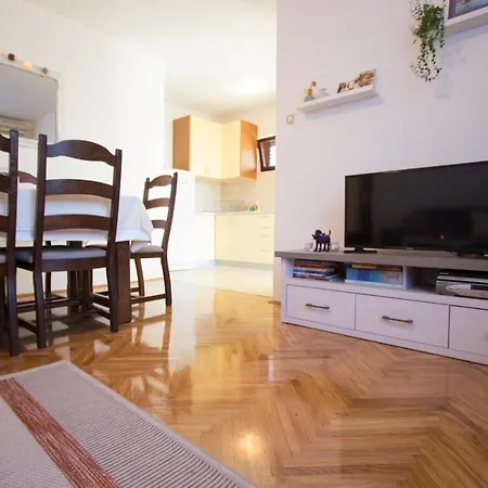 Rezidencija Grbas -seaside Location Appartamento *